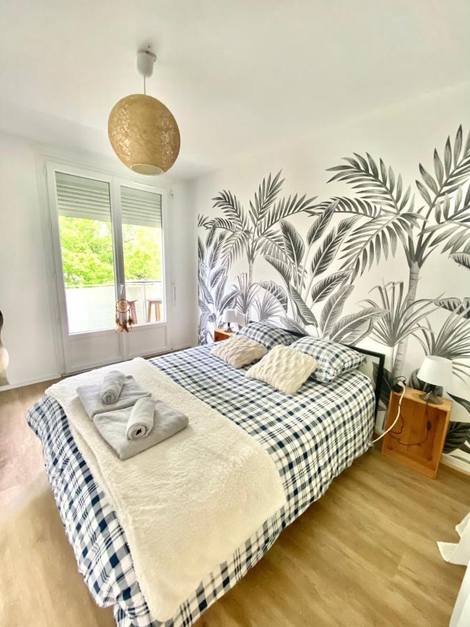 Superbe Appartement Au Calme Avec Parking Gratuit. Mérignac Esterno foto