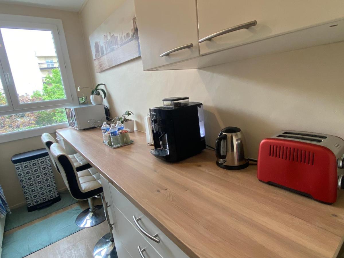 Superbe Appartement Au Calme Avec Parking Gratuit. Mérignac Esterno foto